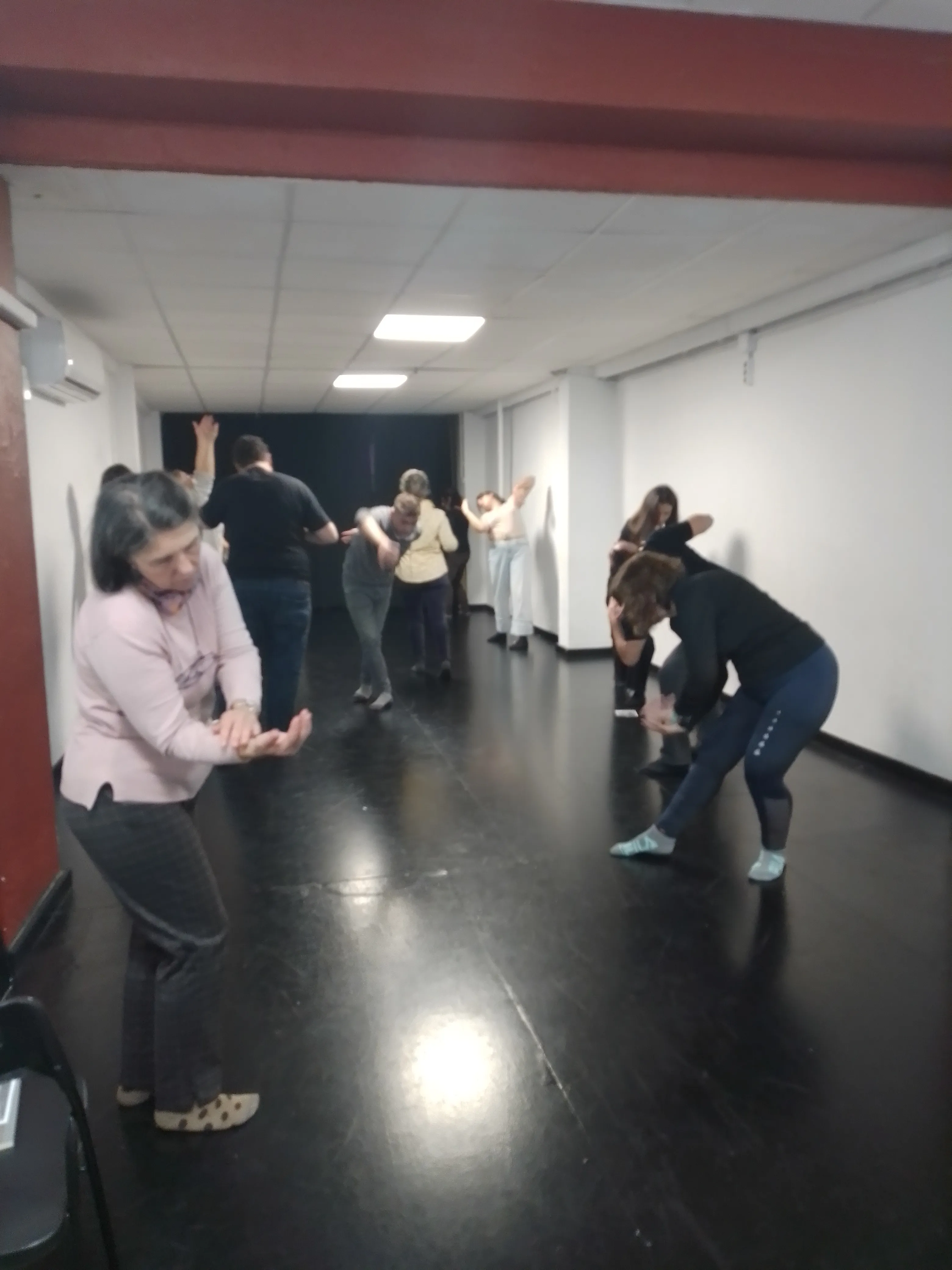 Belén Cobos — taller de teatro para adultos en Sevilla